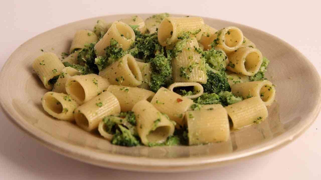 Pasta House Pasta Con Broccoli – Creamy Italian Broccoli Pasta - Pasta
